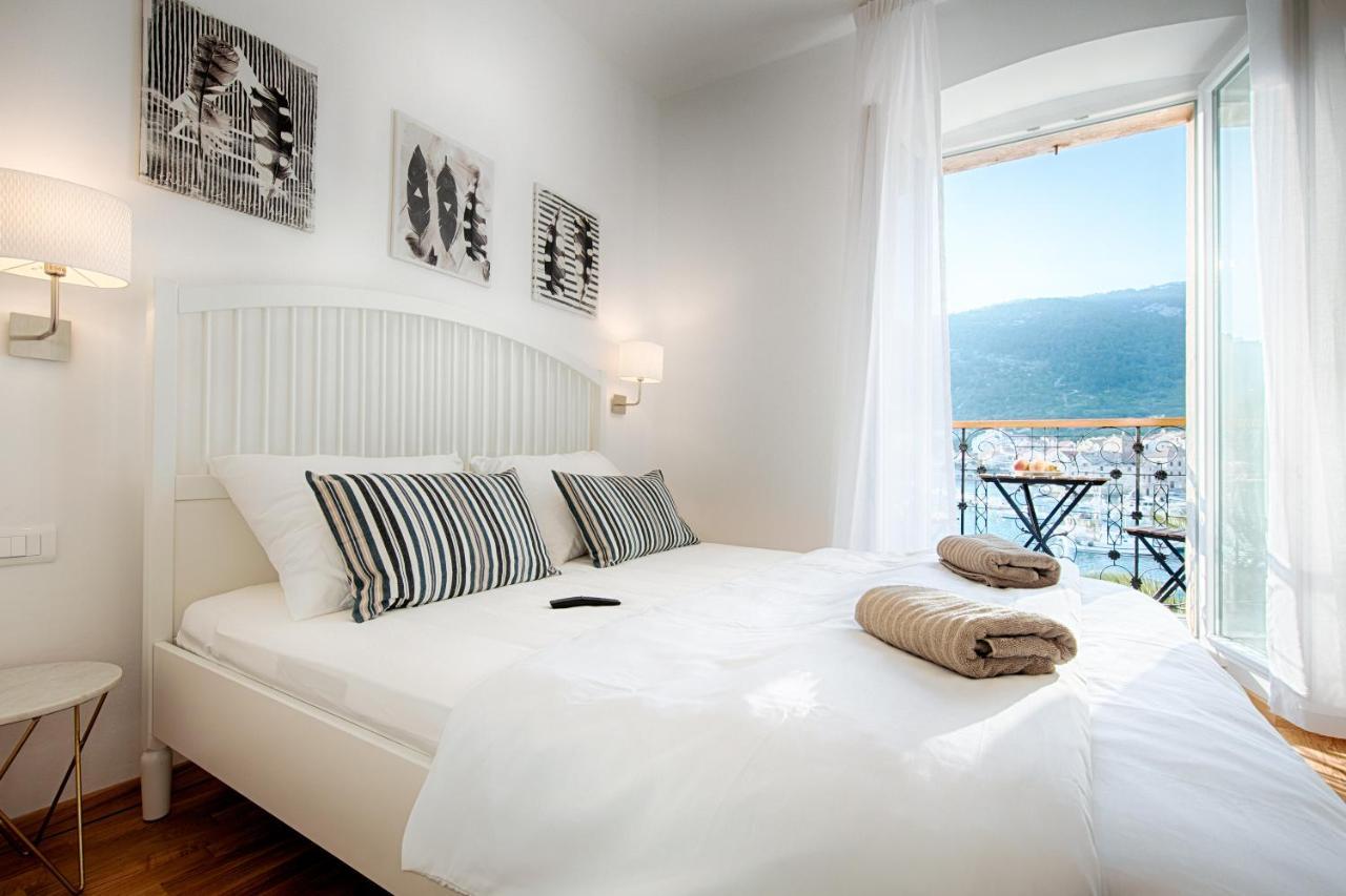 Komiža Seafront Rooms Koluna المظهر الخارجي الصورة